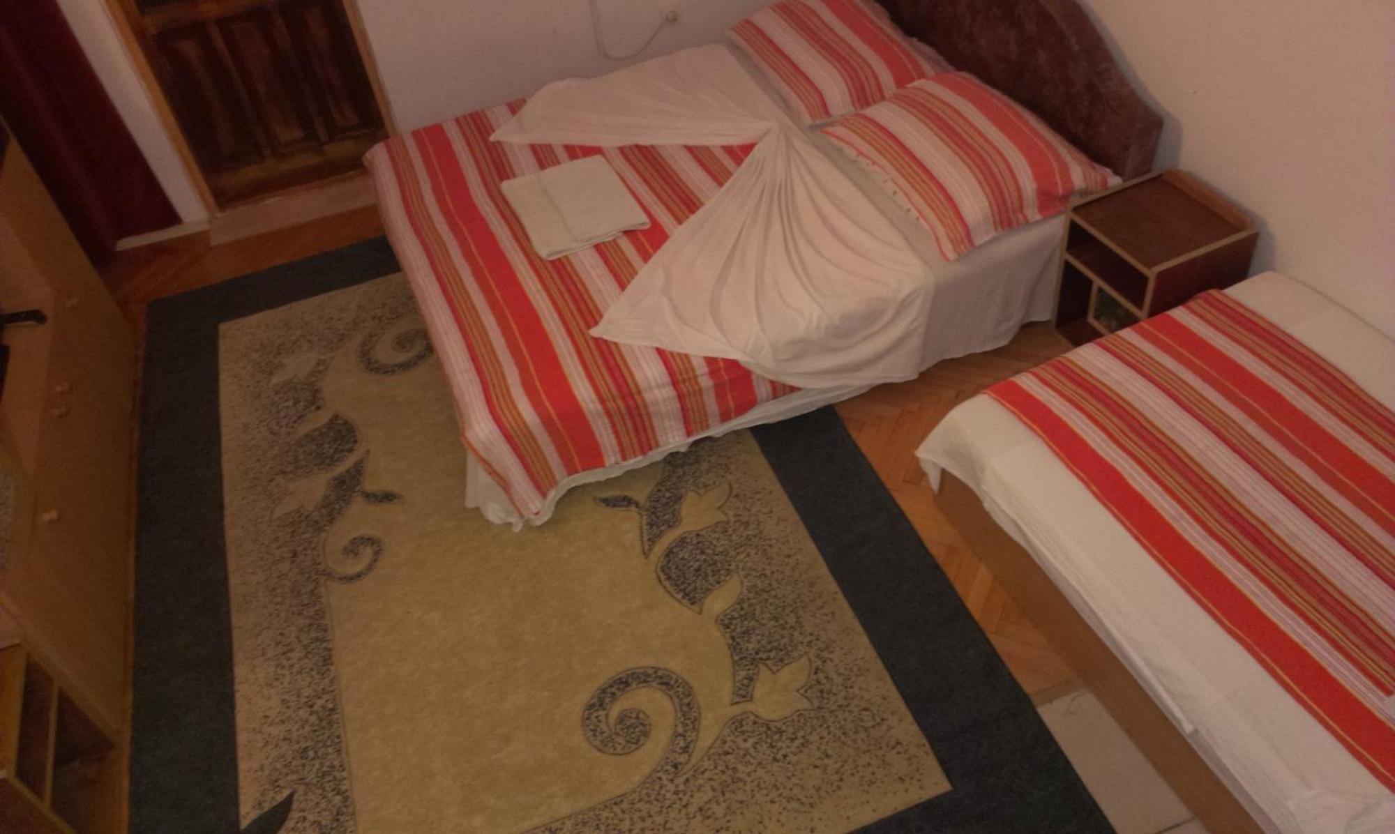 Apartments & Hostel Zdrava Hrana Mostar Luaran gambar
