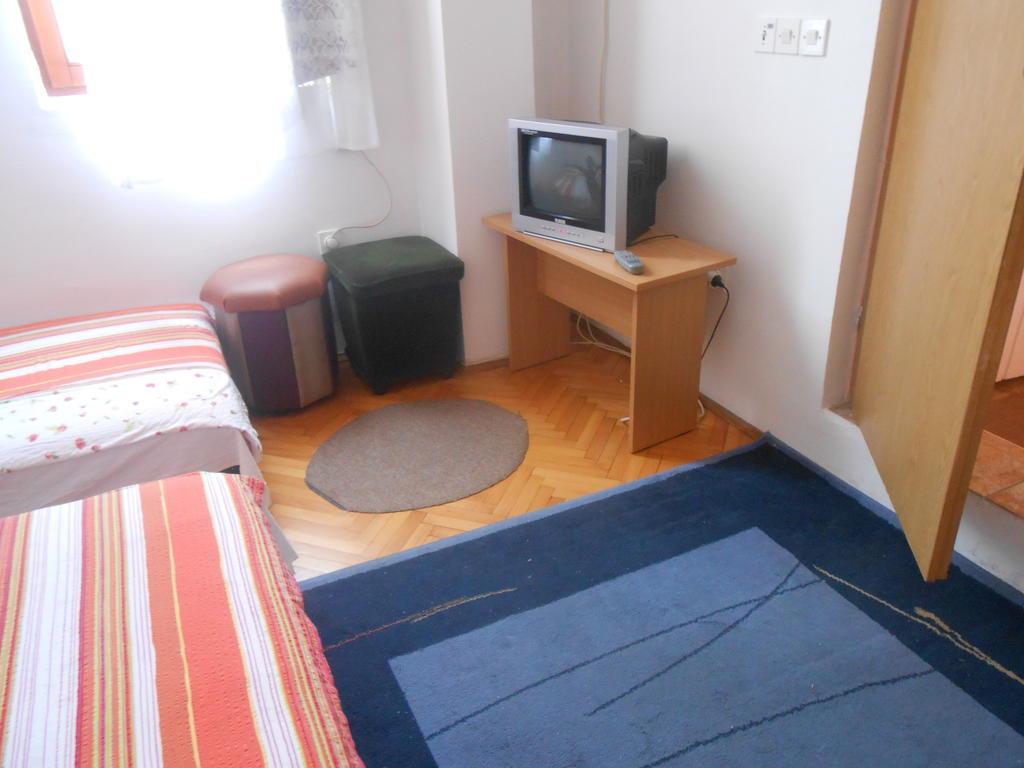 Apartments & Hostel Zdrava Hrana Mostar Bilik gambar