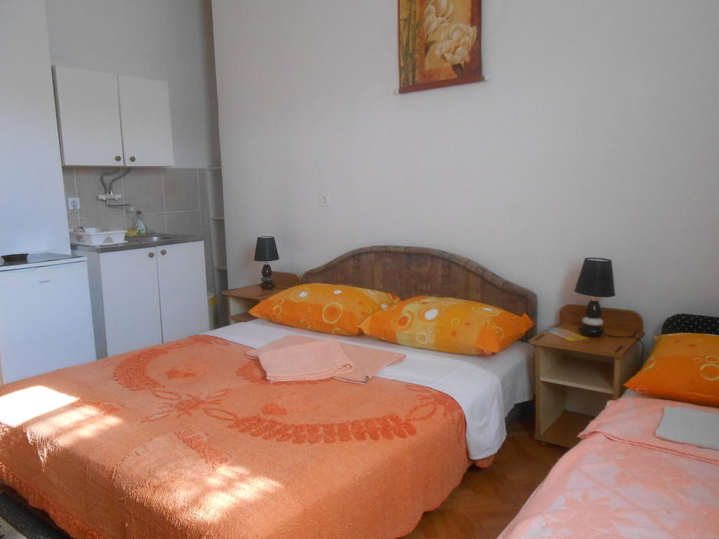 Apartments & Hostel Zdrava Hrana Mostar Bilik gambar