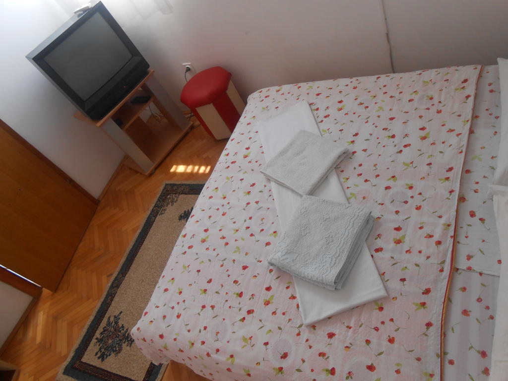 Apartments & Hostel Zdrava Hrana Mostar Luaran gambar