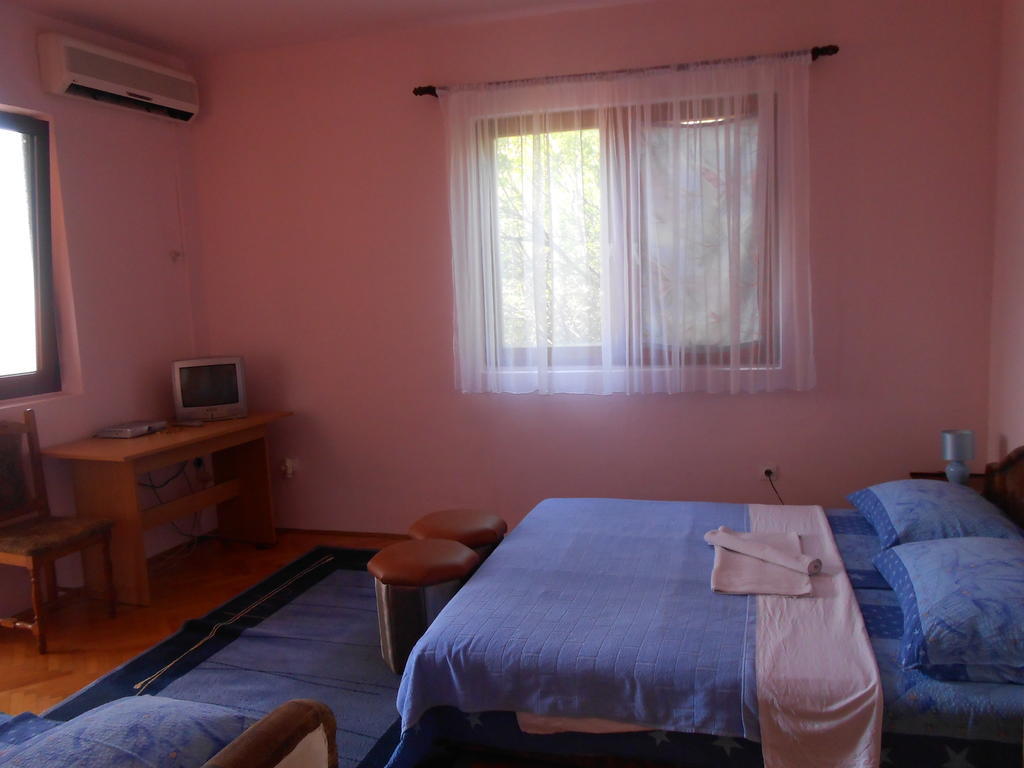 Apartments & Hostel Zdrava Hrana Mostar Bilik gambar