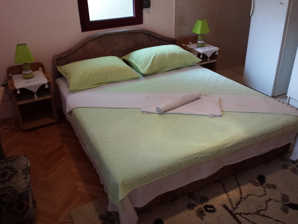 Apartments & Hostel Zdrava Hrana Mostar Luaran gambar