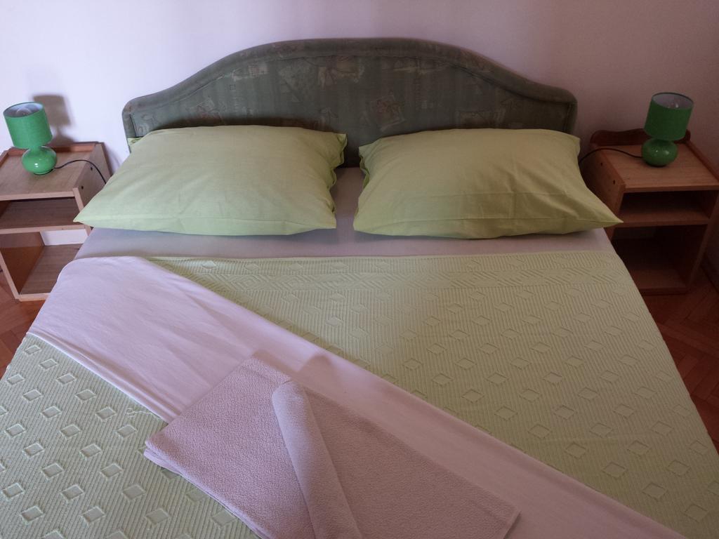 Apartments & Hostel Zdrava Hrana Mostar Bilik gambar